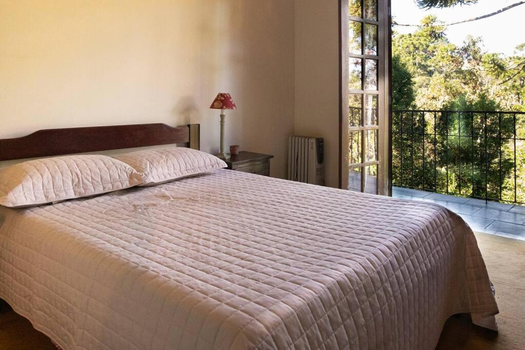 Apto Inteiro Com 3 Quartos Campos do Jordao
