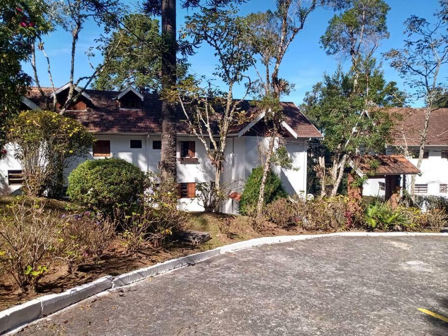 Apto Inteiro Com 3 Quartos Apartment Campos do Jordao